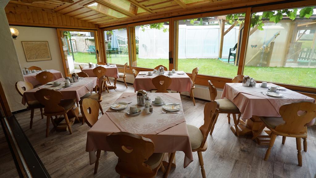 Hotel Schmiedboden Oberndorf in Tirol Eksteriør bilde